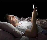 أستخدام السوشيال ميديا قبل النوم يصيبك بالألتهابات والتوتروضعف الذاكرة