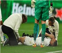 باريس سان جيرمان يعلن إصابة لاعبه بقطع في الرباط الصليبي