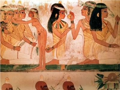 باحث أثرى: المرأة المصرية أول من عرفت الزينة ومستحضرات التجميل قديماً