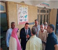 رئيس مدينة ملوى يتفقد مدرسة أقباط دير أبو حنس الإبتدائية 