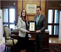 وزير الصحة يستقبل سفيرة دولة كوبا لدى مصر لبحث سبل التعاون في القطاع الصحي