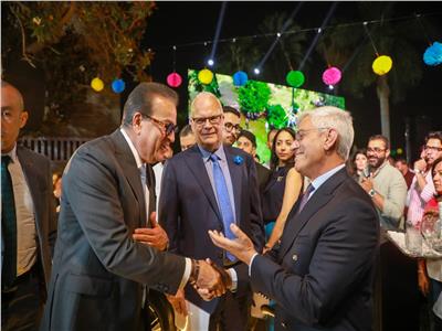 وزير الصحة يمثل مصر في احتفال اليوم الوطني السويدي بالقاهرة