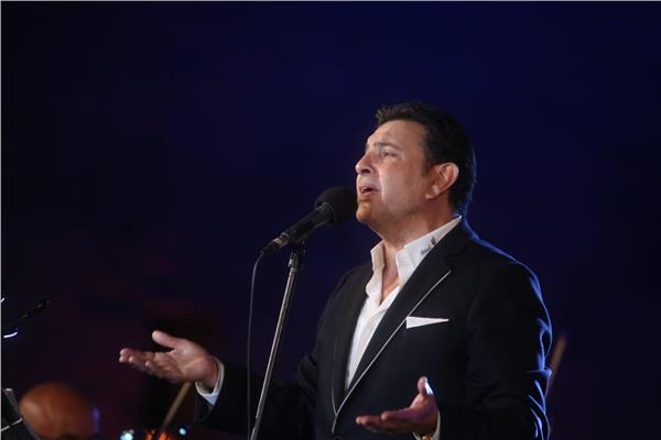 هاني شاكر أمير الغناء العربي