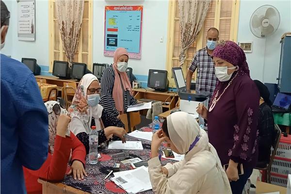  تطعيم العاملين بتعليم السويس بلقاح كورونا