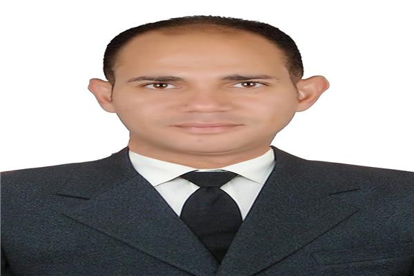 الدكتور أشرف خليل مدير معهد بحوث أمراض النباتات