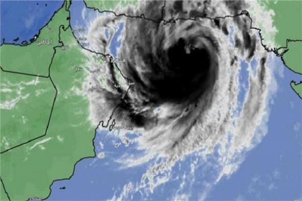 طيران عمان يكشف تطورات خطيرة عن «إعصار شاهين»| فيديو