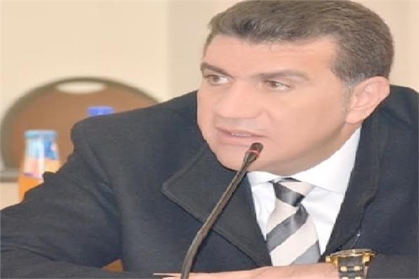            الكيميائي عماد حمدي الأمين العام للإتحاد العربي للبتروكيماويات