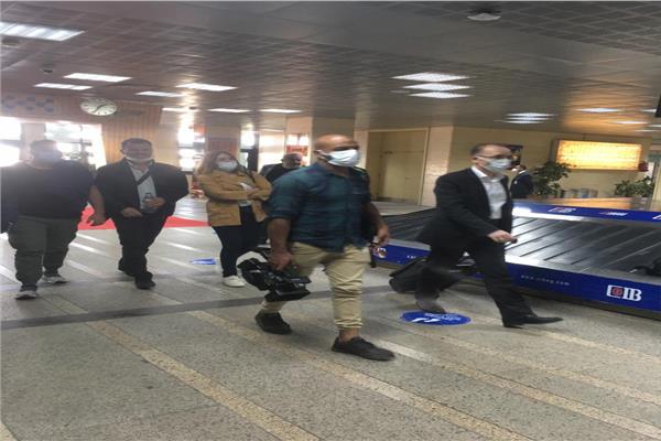  مطار الاقصر الدولي يستقبل المشاركين في تغطية احتفالية طريق الكباش 