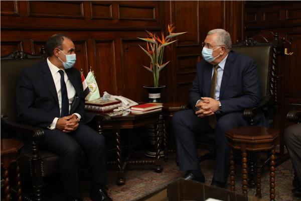 سفير مصر في بروكسل لبحث زيادة صادرات