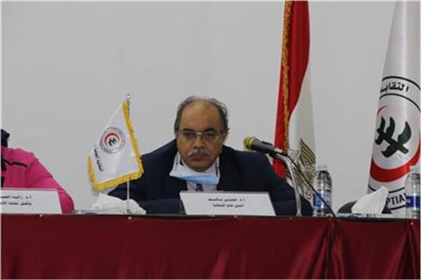 نائب رئيس اتحاد المهن الطبية