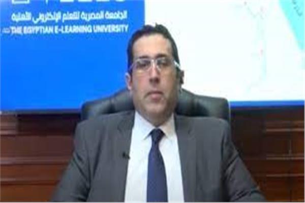 الدكتور هشام عبد السلام رئيس الجامعة المصرية الإلكترونية