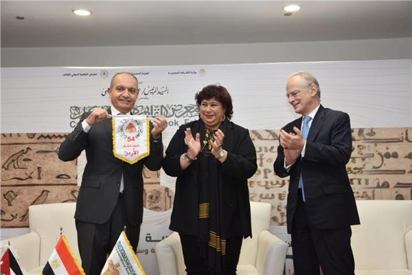 وزيرة الثقافة تشهد مراسم تسليم اليونان لقب ضيف الشرف للأردن 