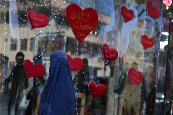 "عيد الحب" في صنعاء وكابول