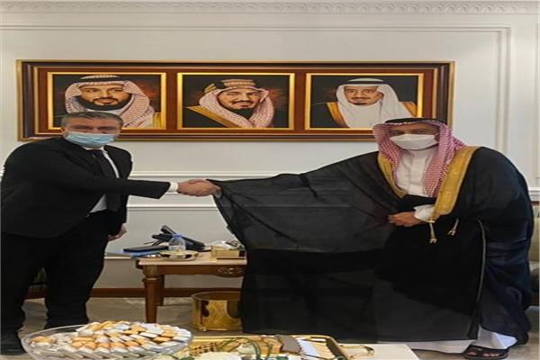 رئيس اتحاد الاذاعات الاسلامية يلتقي بمدير عام وزارة الخارجية