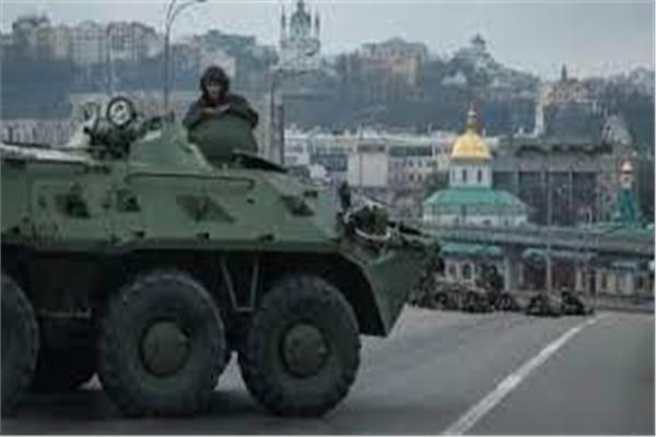دبابة روسية قرب كييف