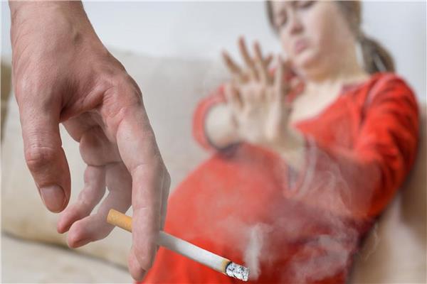 خطر التدخين على الحوامل