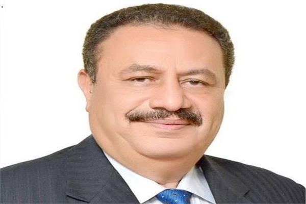  رئيس مصلحة الضرائب رضا عبد القادر