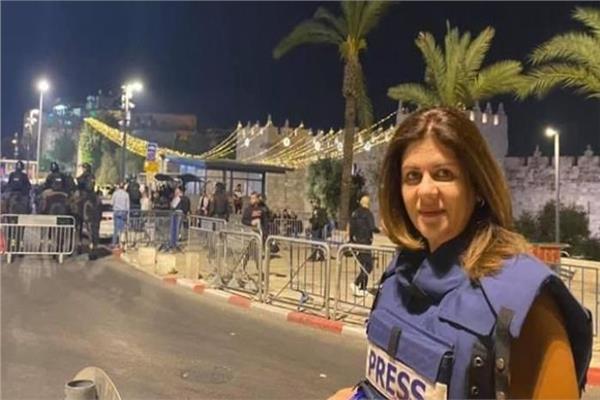 الصحفية الفلسطينية شيرين أبو عاقلة 