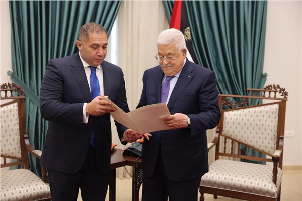 محمود عباس يتلقى دعوة رسمية من الرئيس السيسي