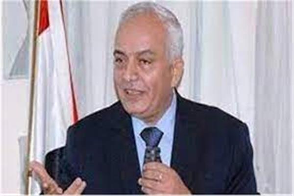  الدكتور رضا حجازي، نائب الوزير لشئون المعلمين