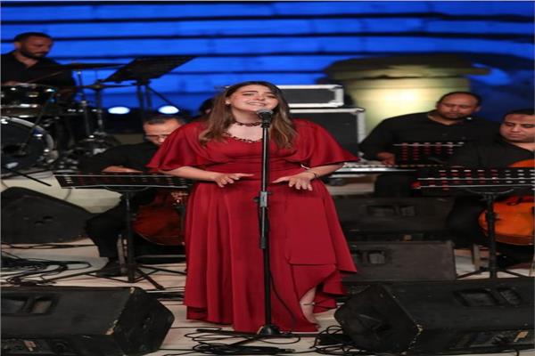 رومانى الاسكندرية يحتفى بـ أم كلثوم وبليغ حمدي 
