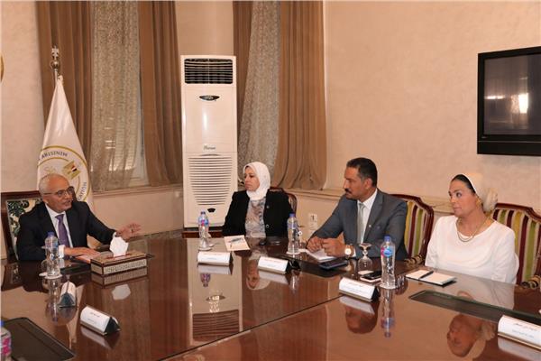 ندوة وزير التعليم مع رؤساء التحرير داخل الهيئة الوطنية للصحافة 