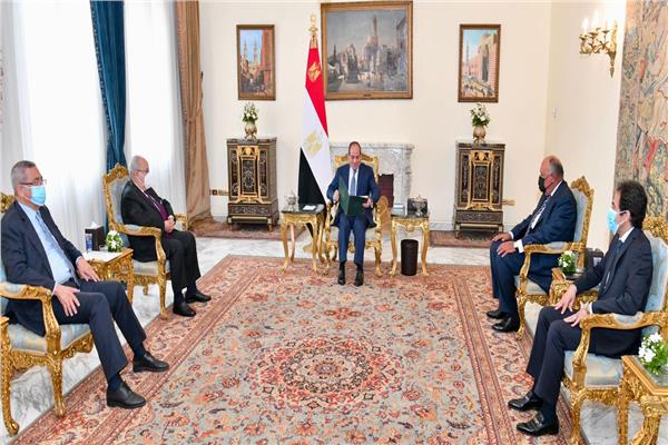  الرئيس عبد الفتاح السيسي يستقبل رمطان لعمامرة، وزير خارجية الجمهورية الجزائرية 