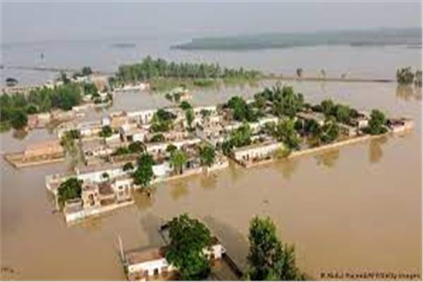 الفيضانات تدمر ثلث باكستان