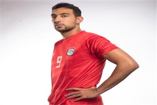 احمد حسن كوكا لاعب المنتخب المصري صاحب الهدف الثالث