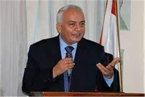 الدكتور رضا حجازي ، وزير التربية والتعليم 