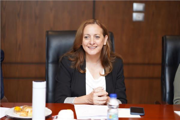 الدكتورة شريفة شريف المدير التنفيذي للمعهد القومي للحوكمة والتنمية المستدامة