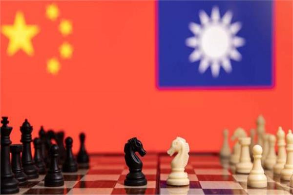 رقعة شطرنج تعبر عن الصراع بين الصين وتايوان