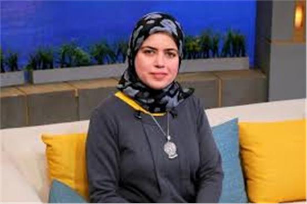  الدكتورة منال عزالدين بمعهد بحوث تكنولوجيا الأغذية 
