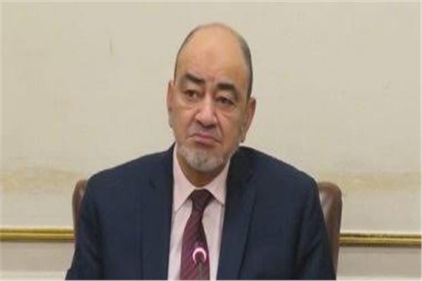 محمد إسماعيل عبده رئيس الشعبة العامة للمستلزمات الطبية