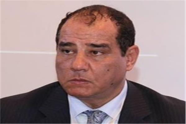 د. ثروت الزينى نائب رئيس اتحاد منتجى الدواجن
