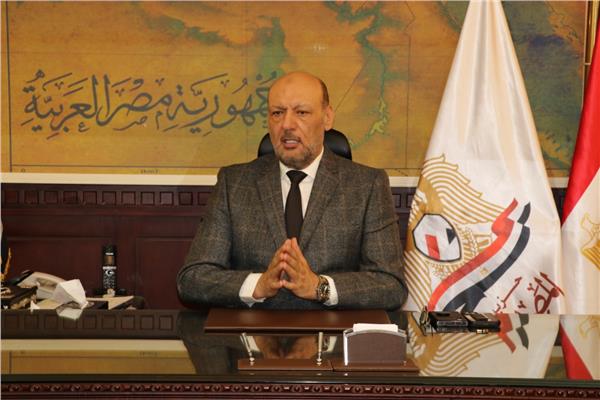 حسين أبو العطا رئيس حزب "المصريين
