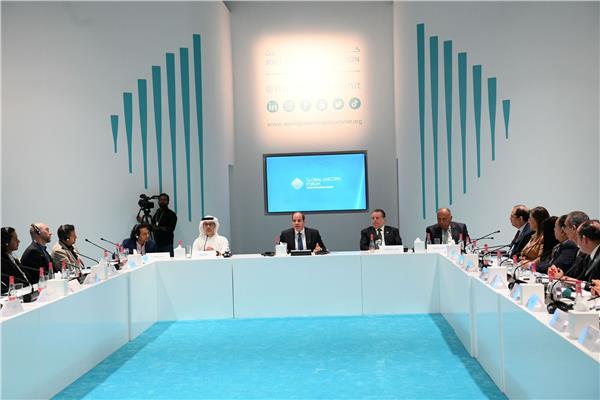 الرئيس عبد الفتاح السيسي  يشارك في "المائدة المستديرة للشركات المليارية"،