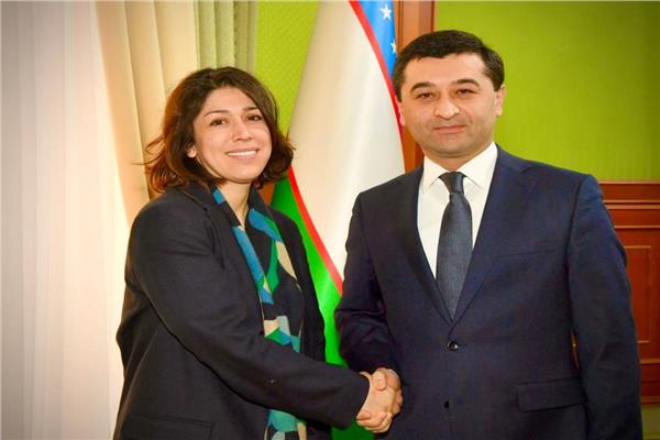 وزير خارجية أوزبكستان أثناء لقاءه ممثلة اليونسكو