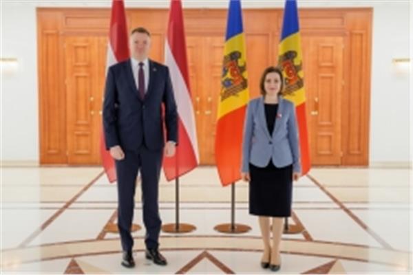  رئيسة جمهورية مولدوفا تستقبل رئيس الهيئة التشريعية في لاتفيا