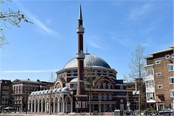 أكبر مسجد فى هولندا