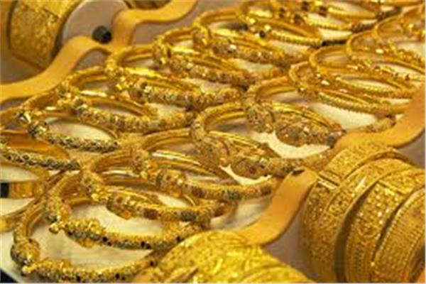 صورة أرشيفية لمشغولات ذهبية