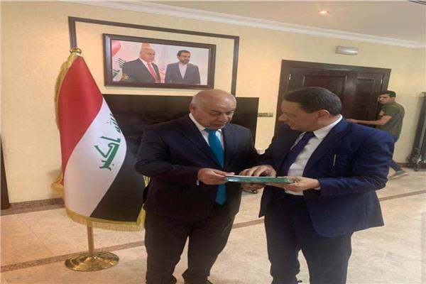 كرم جبر مع وزير الثقافة والسياحة العراقي