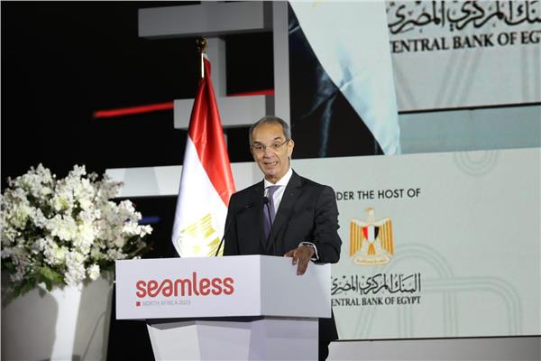  وزير الاتصالات وتكنولوجيا المعلومات يفتتح مؤتمر سيملس شمال إفريقيا