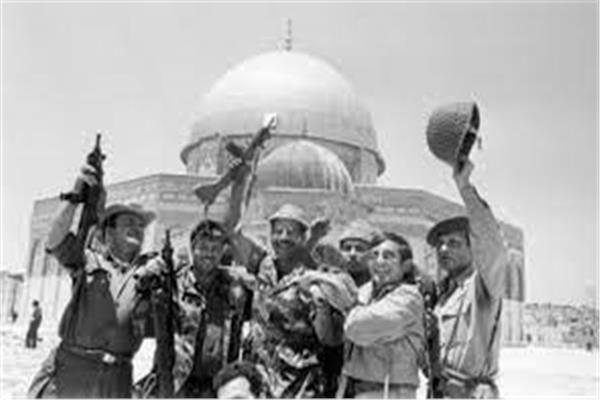 إسرائيل تحتل القدس الشرقية 