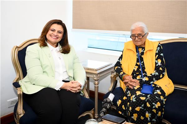  لقاء وزيرة الهجرة برئيس الرابطة المصرية في دارمشتات بألمانيا