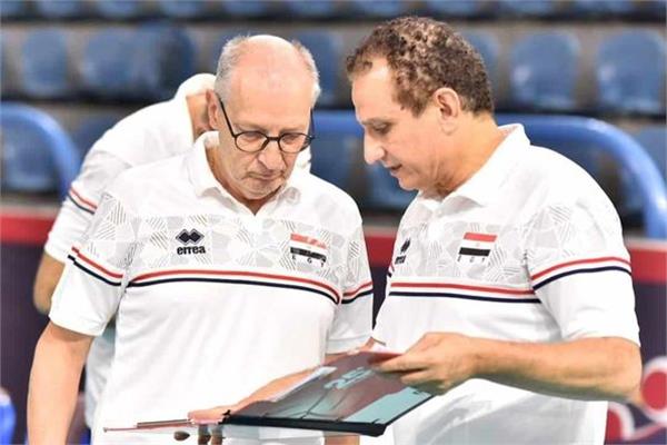  حسن الحصرى مدرب عام منتخب مصر للكرة الطائرة للرجال