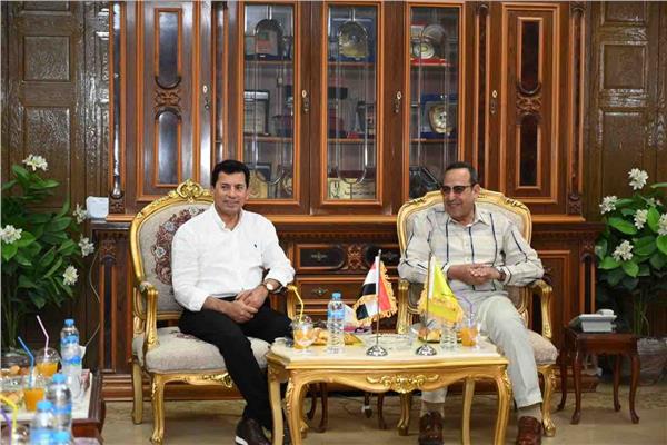 محافظ شمال سيناء يستقبل وزير الرياضة