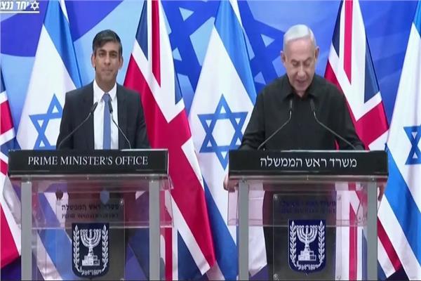 خلال المؤتمر الصحفي بين رئيسي وزراء بريطانيا واسرائيل