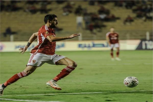 طاهر محمد طاهر افضل لاعب