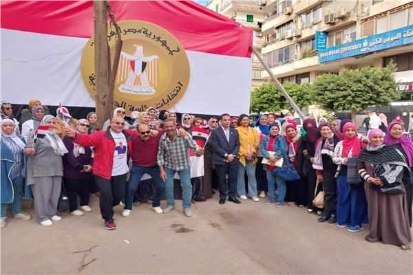  قيادات ومعلمو تعليم القاهرة  فى طريق التصويت فى الإنتخابات الرئاسية 2024